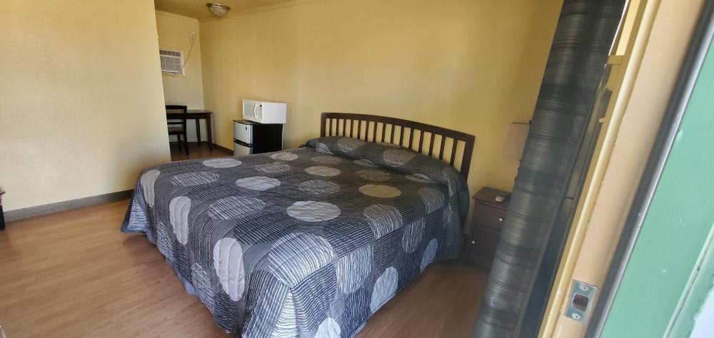 Standard Single Room interior